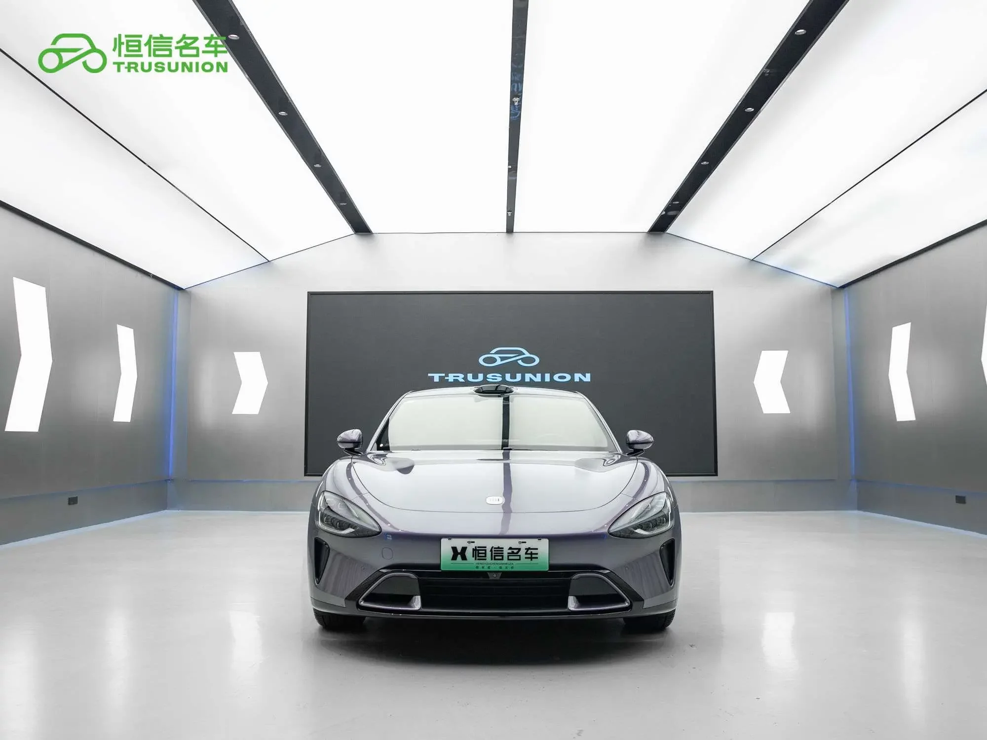 Xiaomi car Xiaomi SU7  из Китая