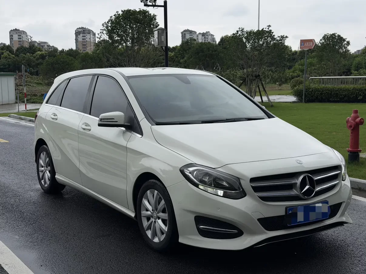 Mercedes-Benz B Class