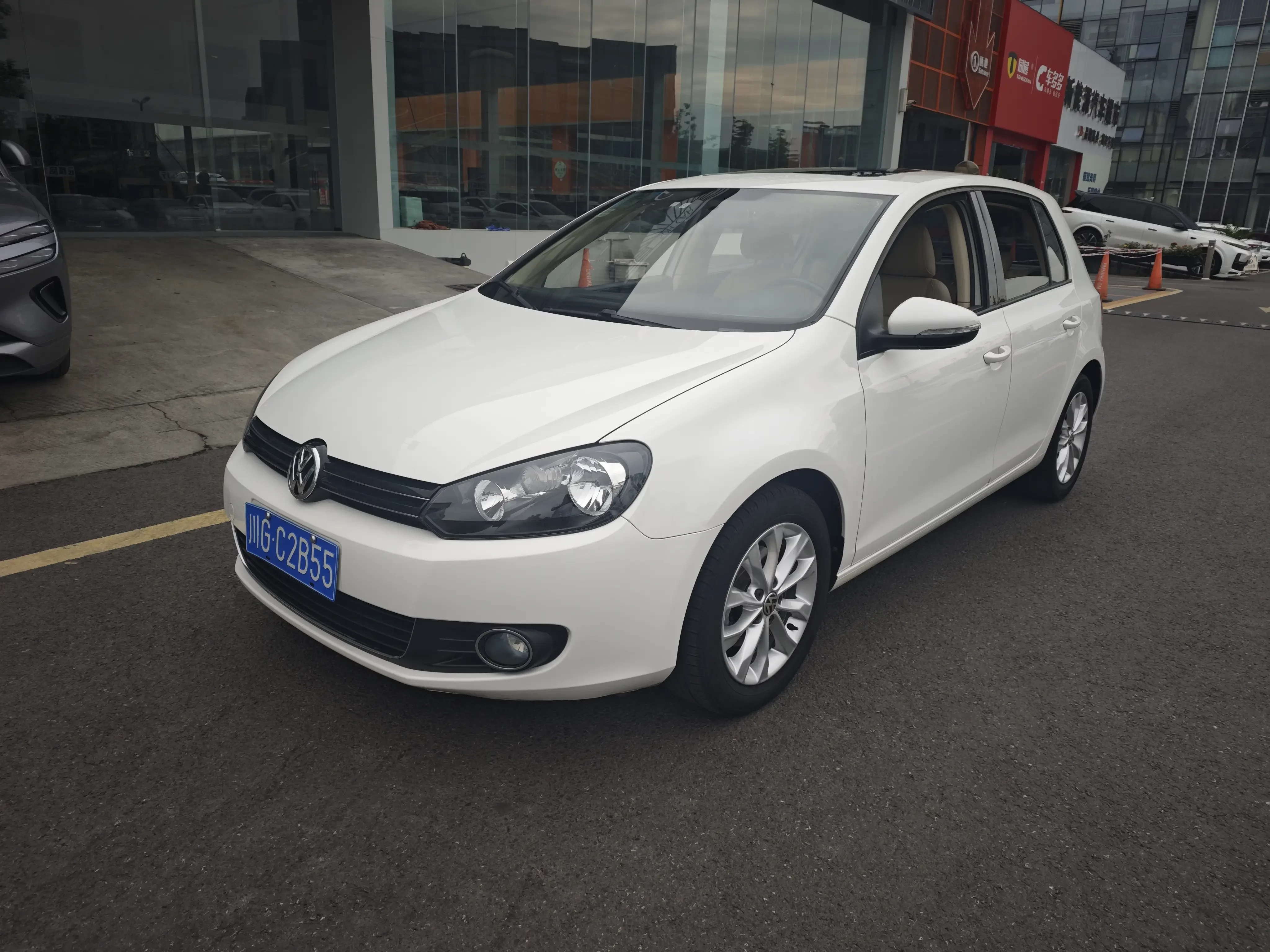 Volkswagen golf
