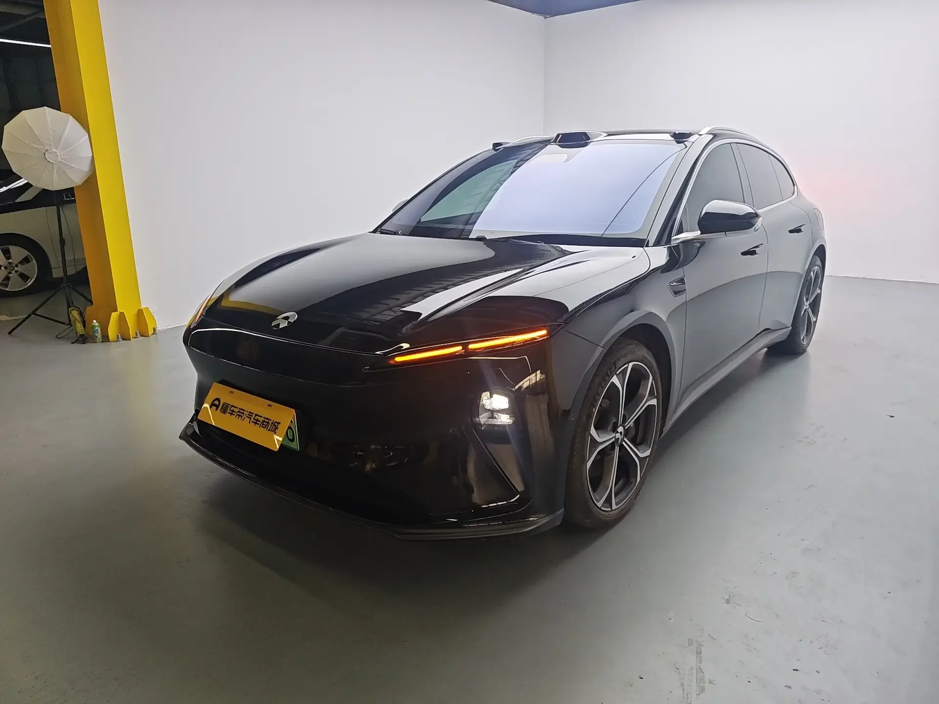 NIO ET5T  из Китая