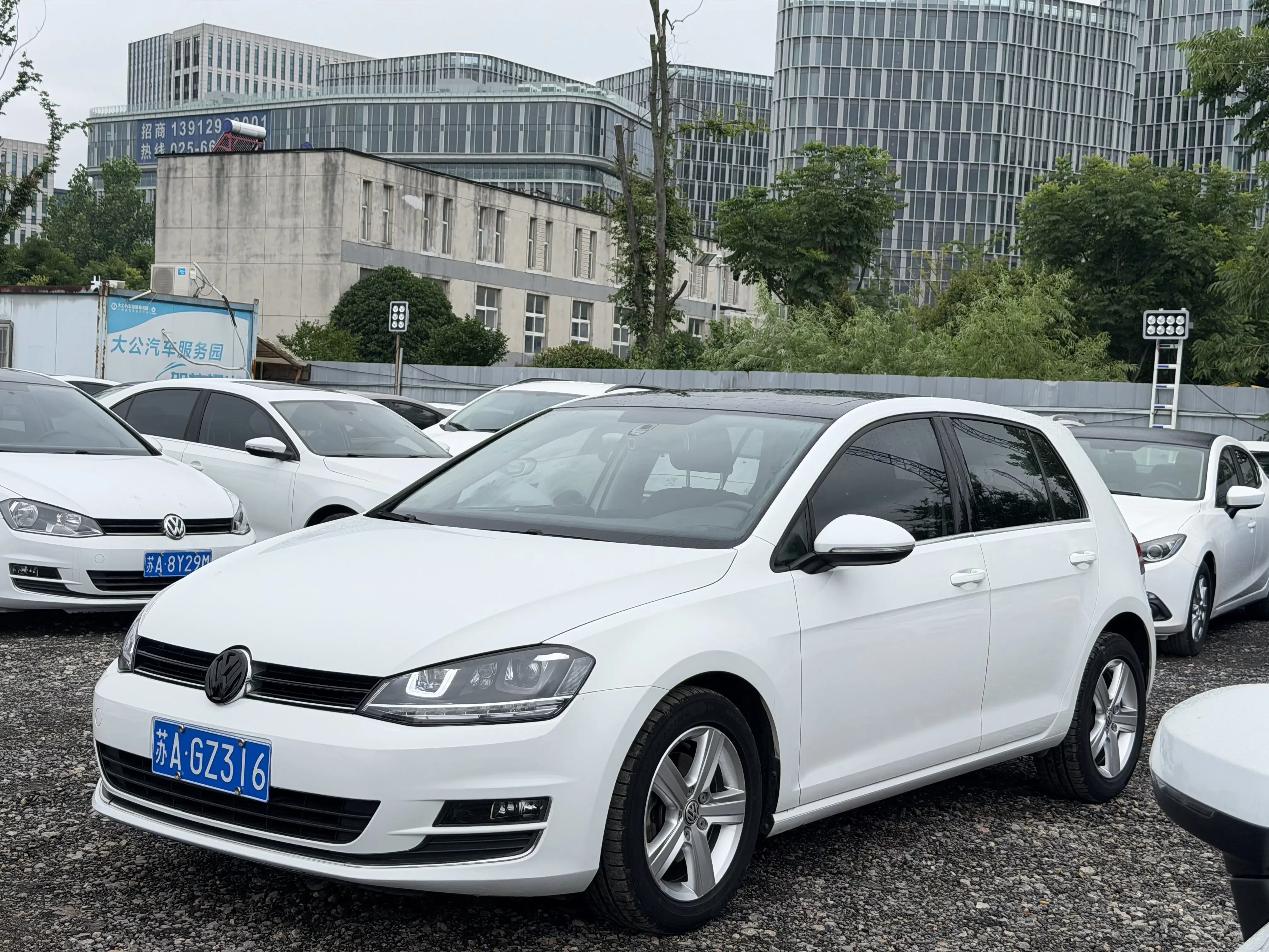 Volkswagen golf
