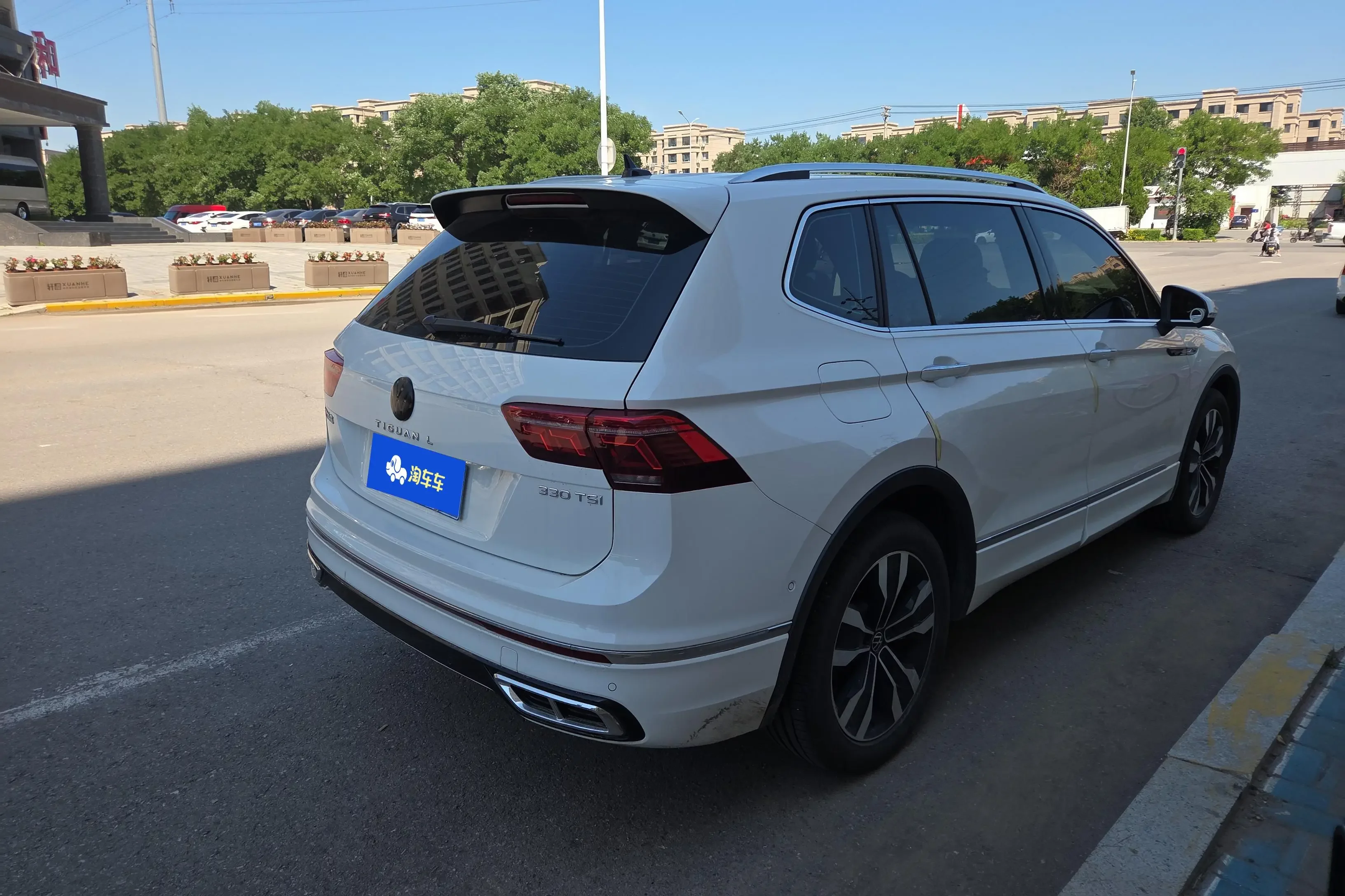 Volkswagen Tiguan L