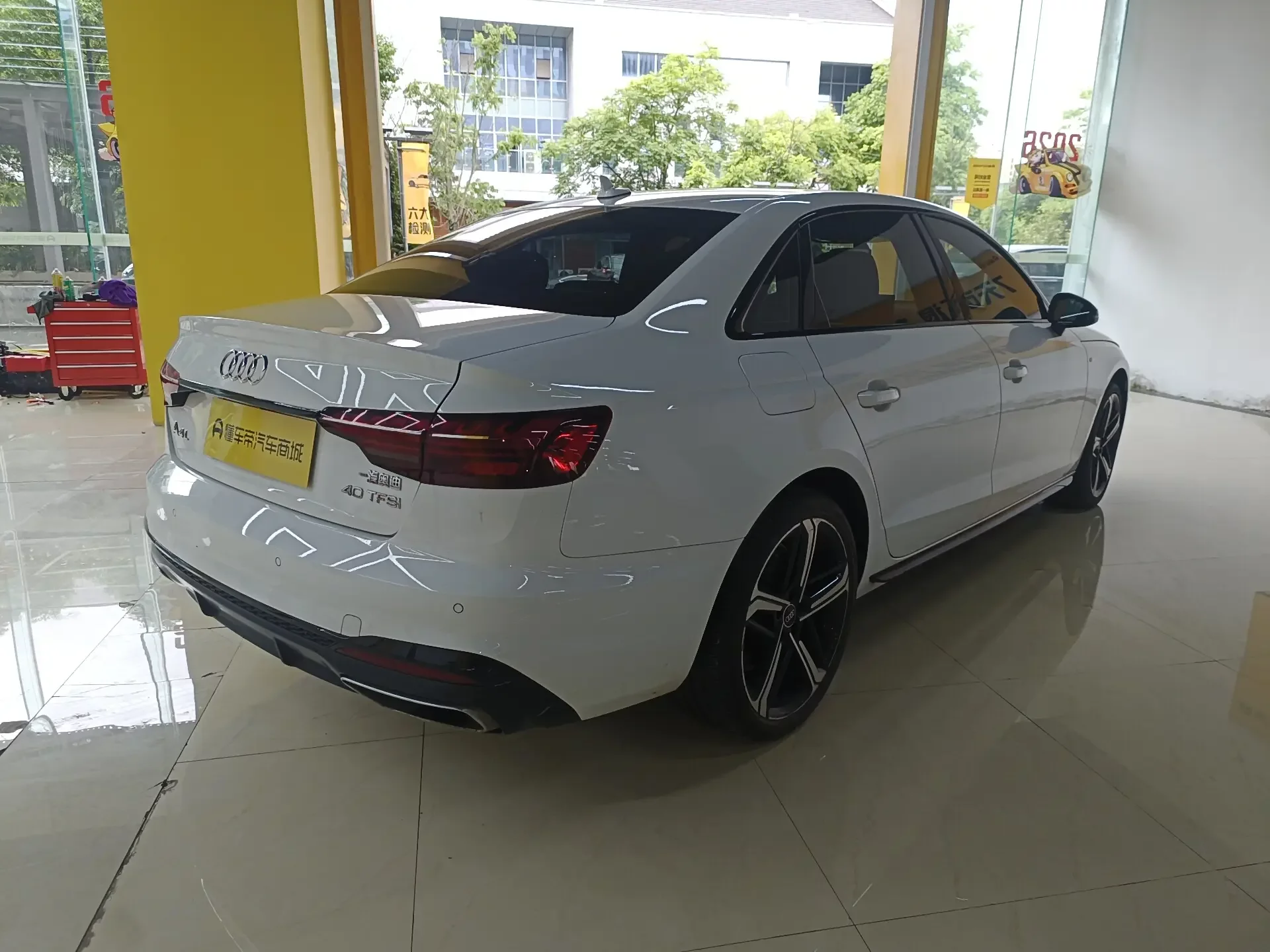 Audi A4L