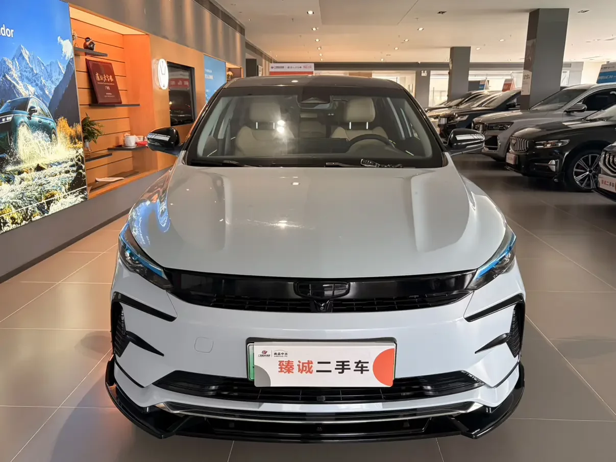 Geely Emgrand L HiP