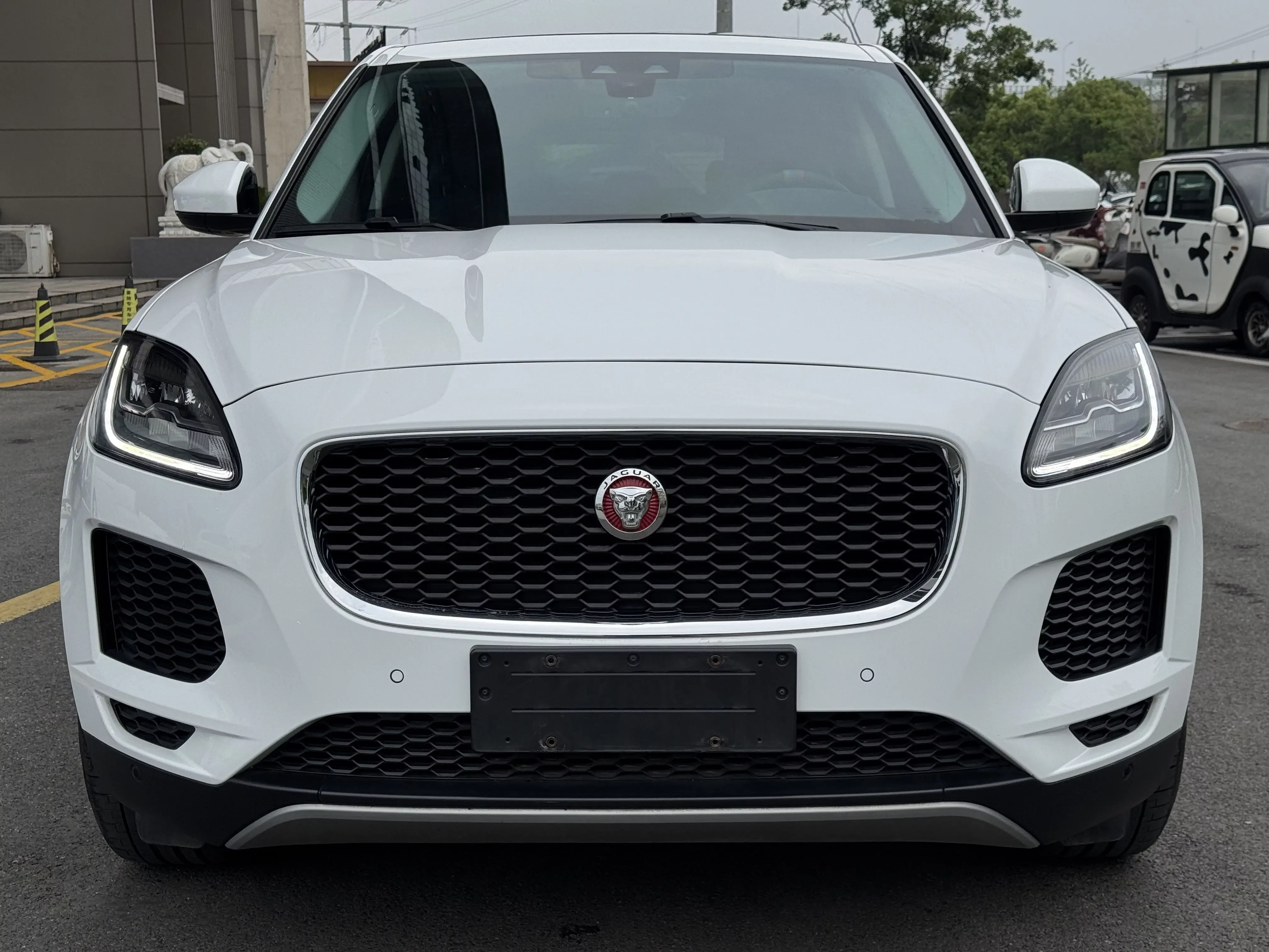 Jaguar E-PACE  из Китая
