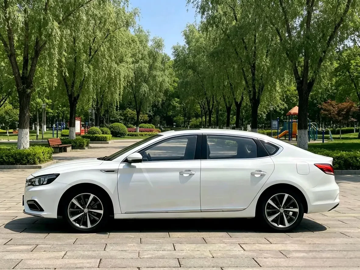 MG 6
