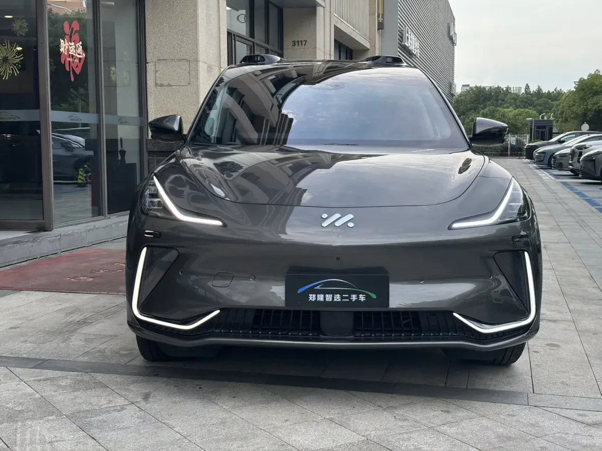 Zhiji LS7  из Китая