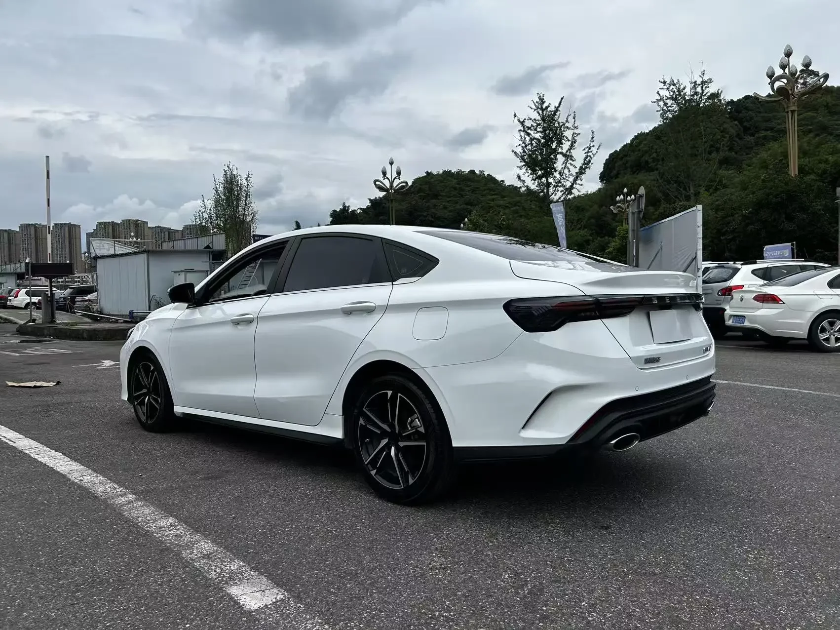 Geely Binrui