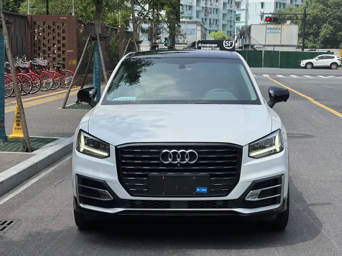 Audi Q2L