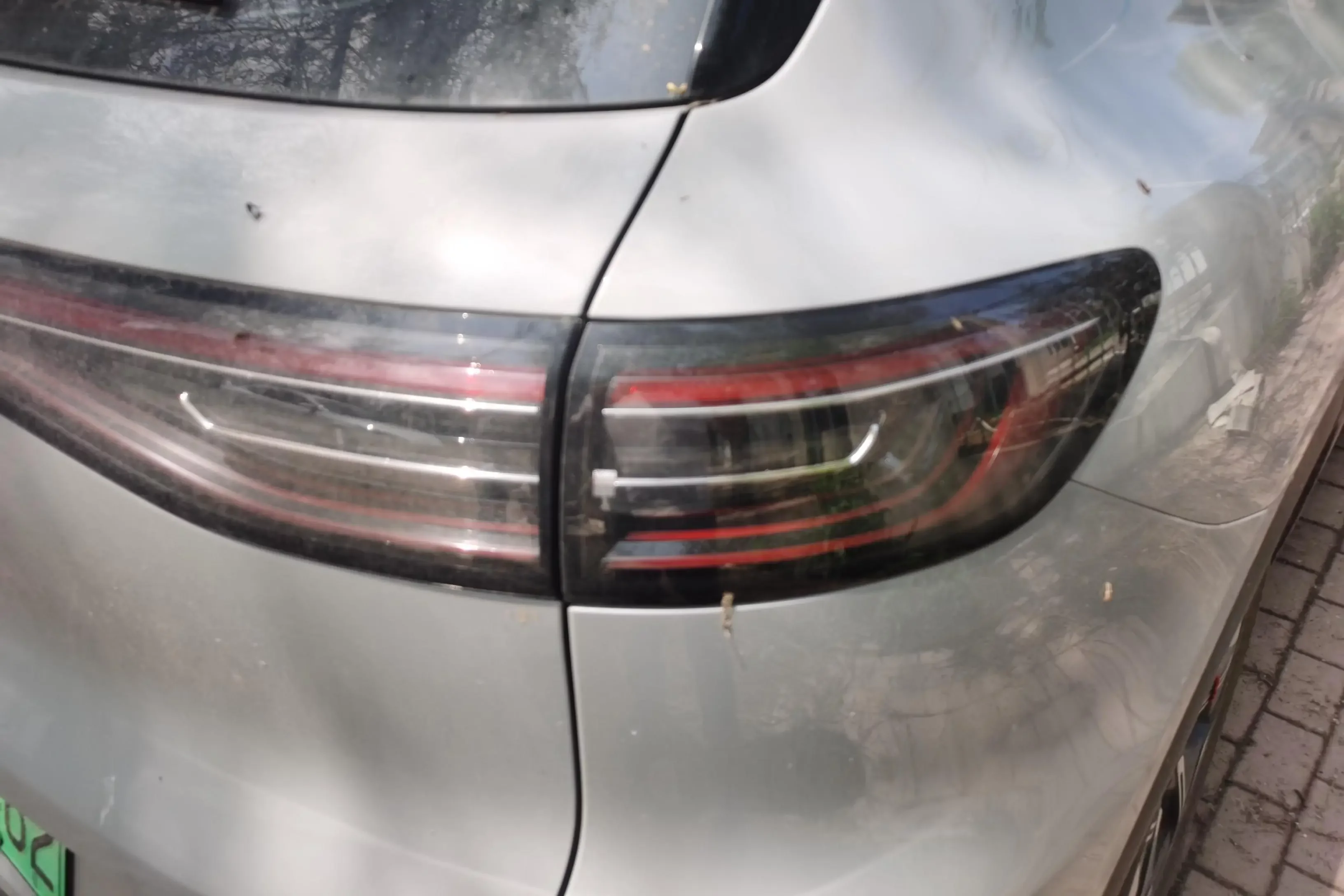 Geely Galaxy E5