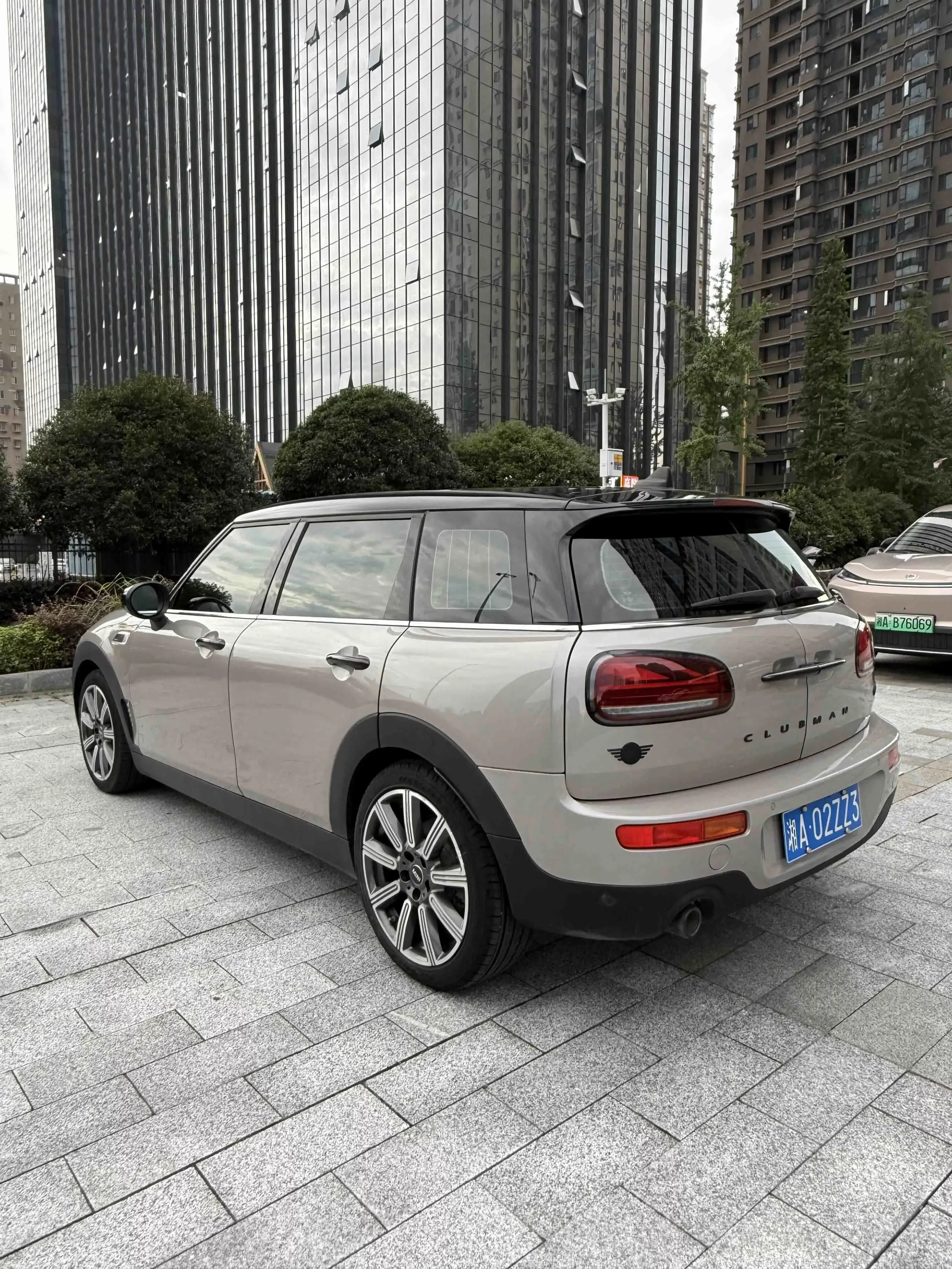 MINI CLUBMAN