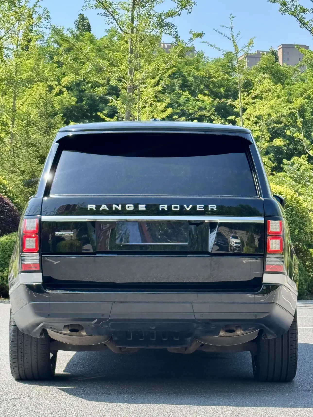 Land Rover range rover