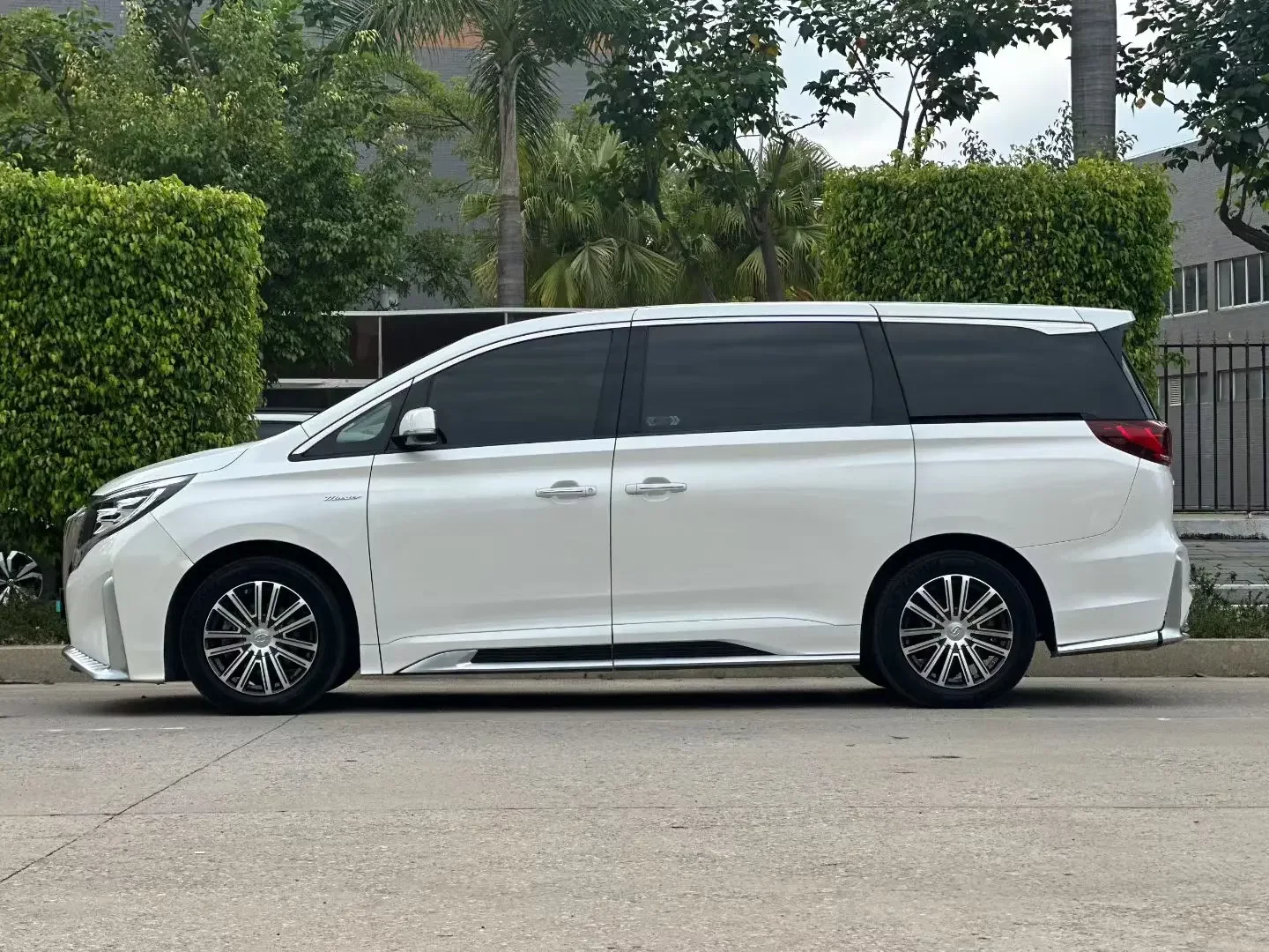 GAC Trumpchi M8