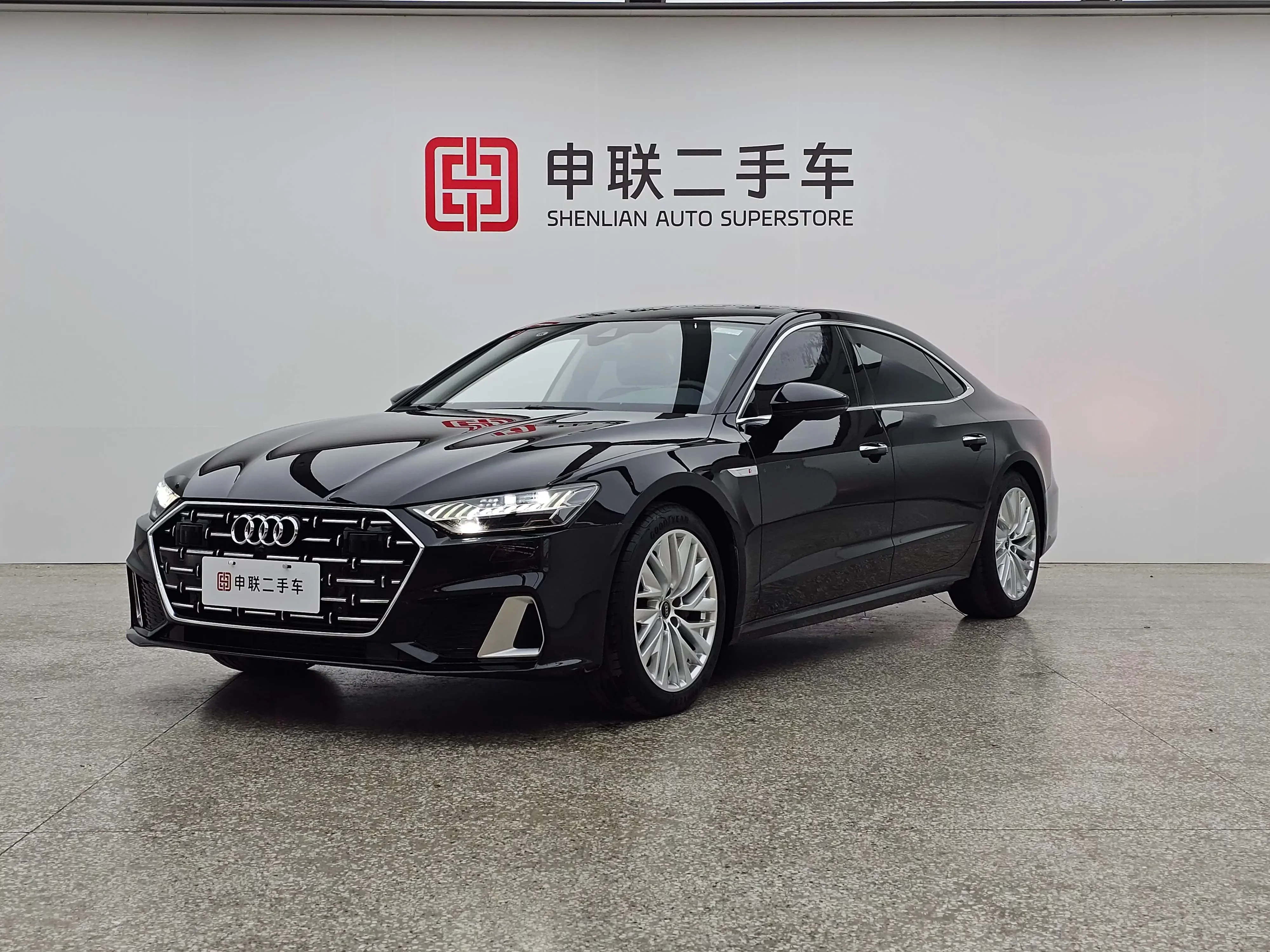Audi A7L  из Китая