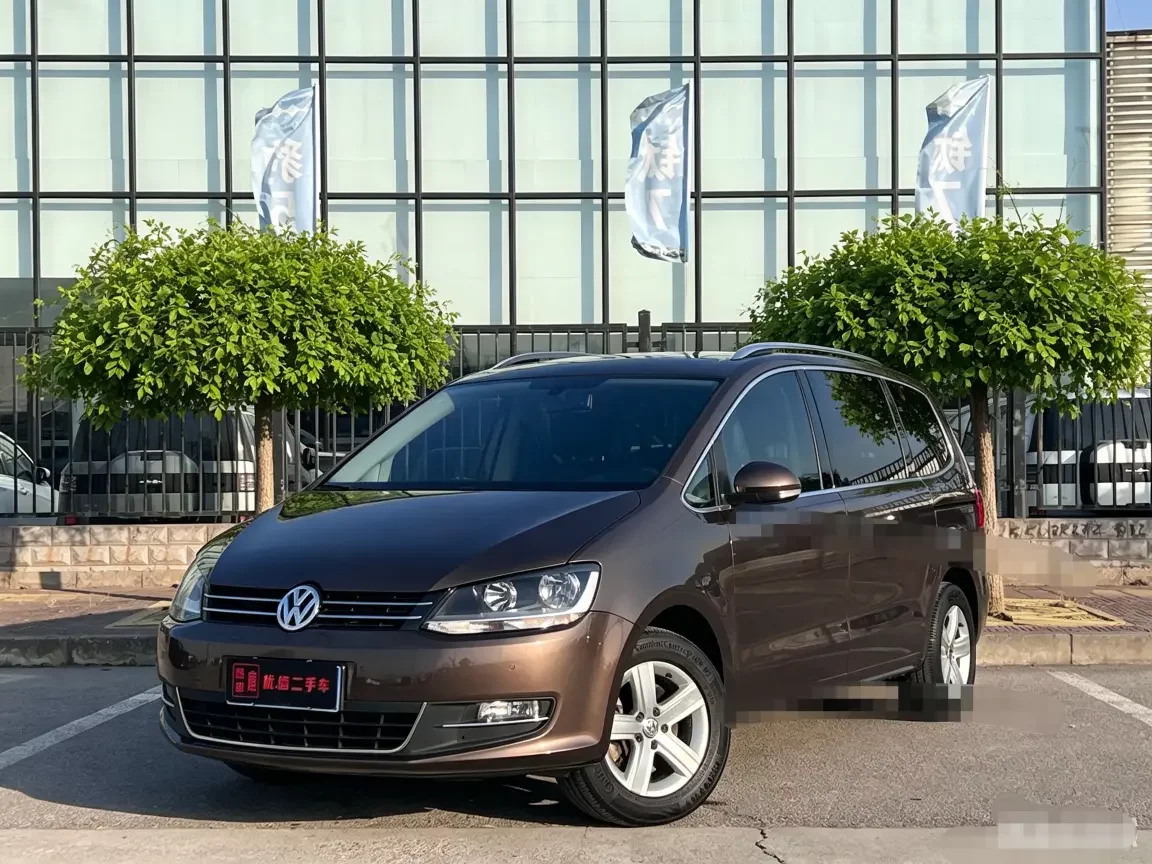 Volkswagen Sharon