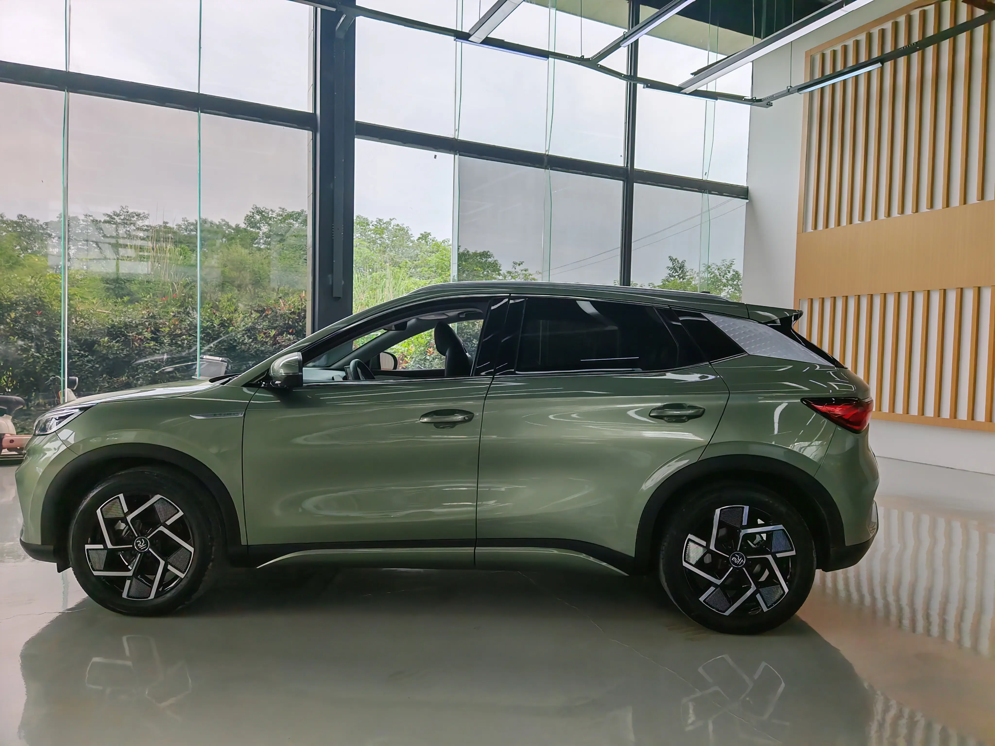 BYD Yuan PLUS
