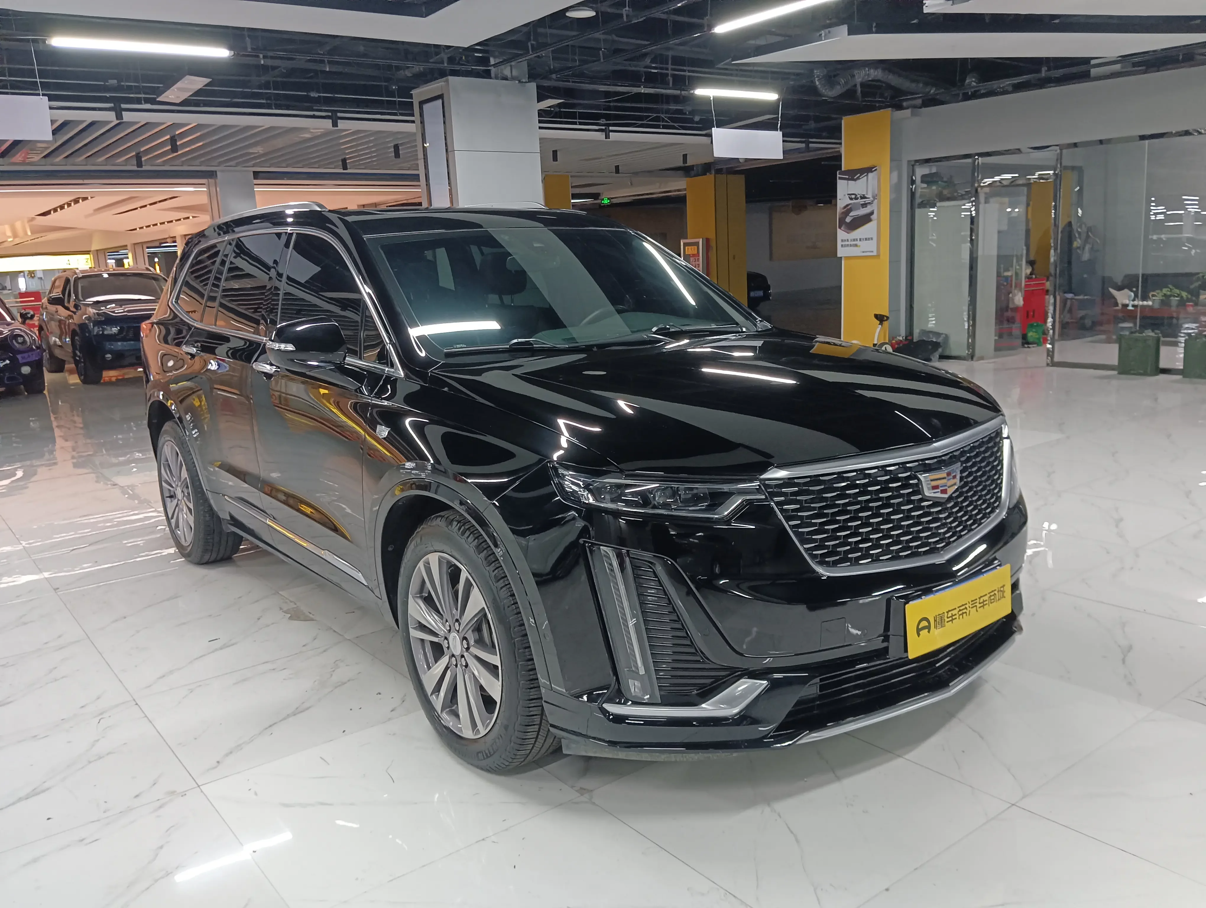 Cadillac XT6