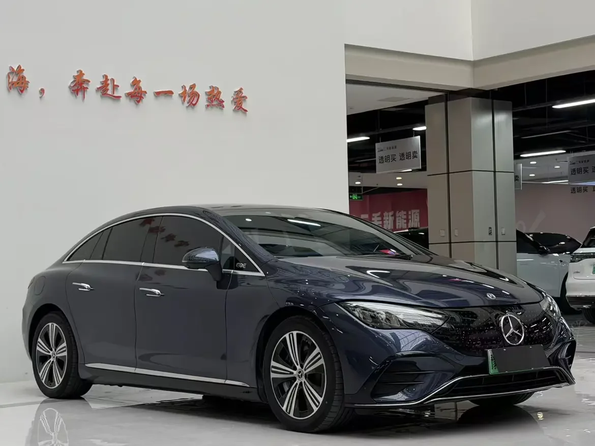 Mercedes-Benz EQE