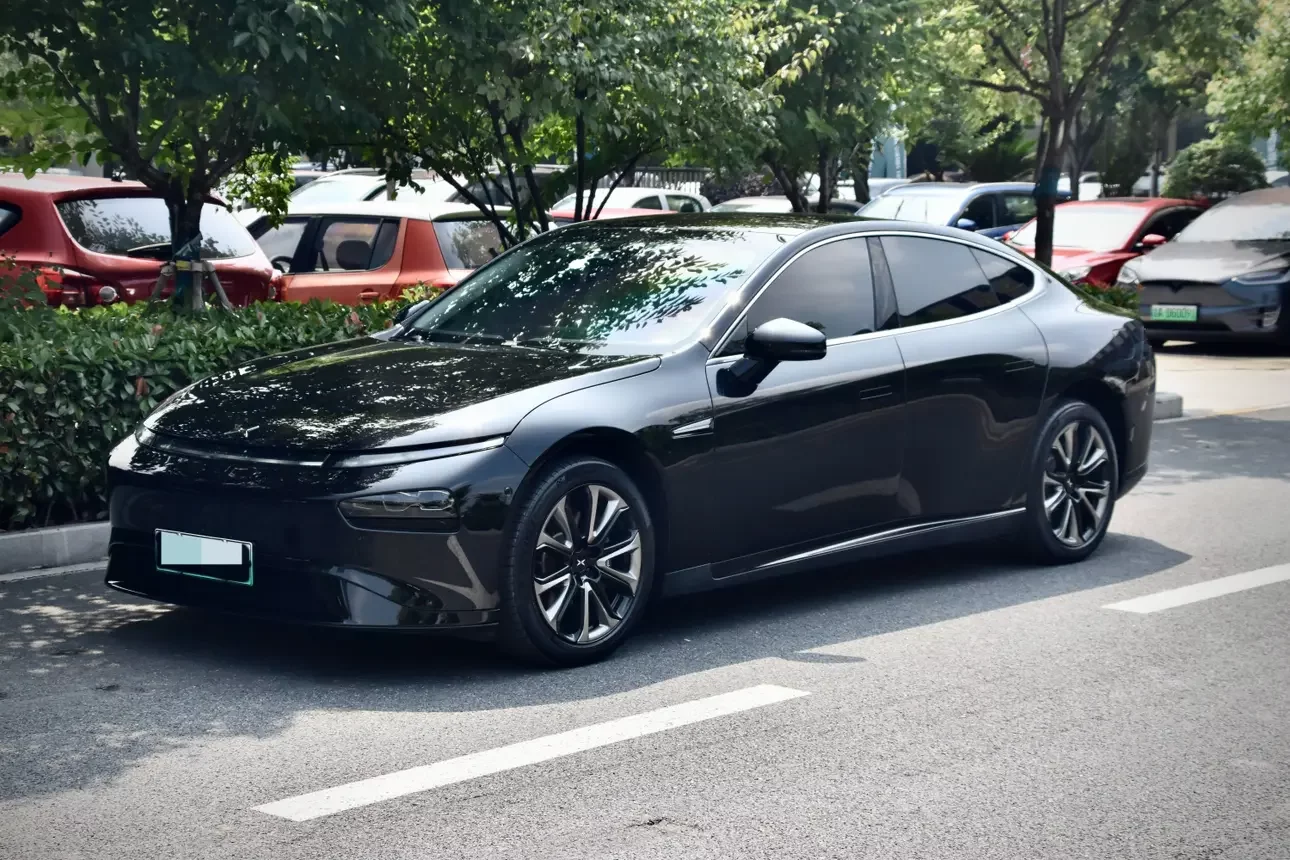 Xpeng P7