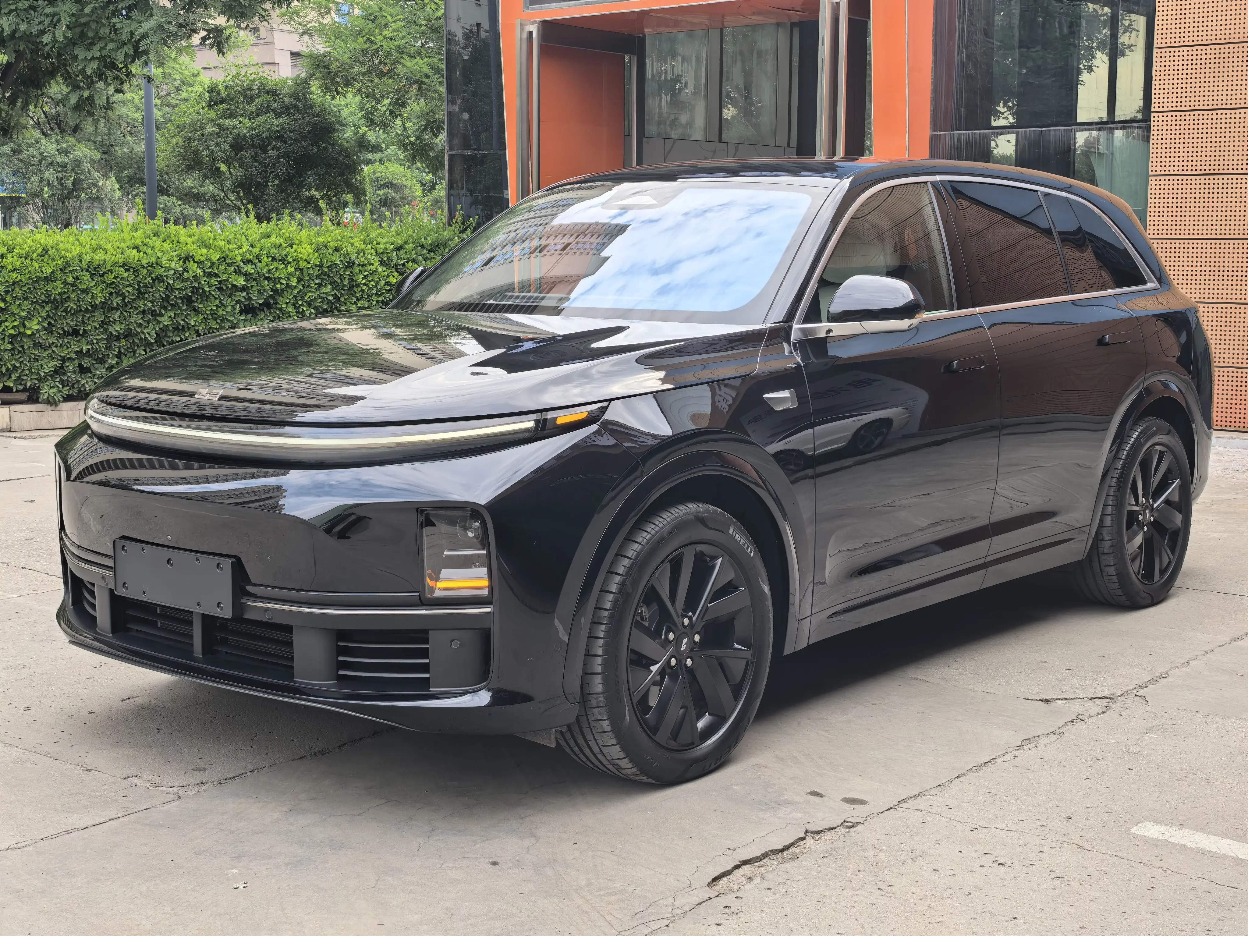 Li L7 (Ideal L7)  из Китая