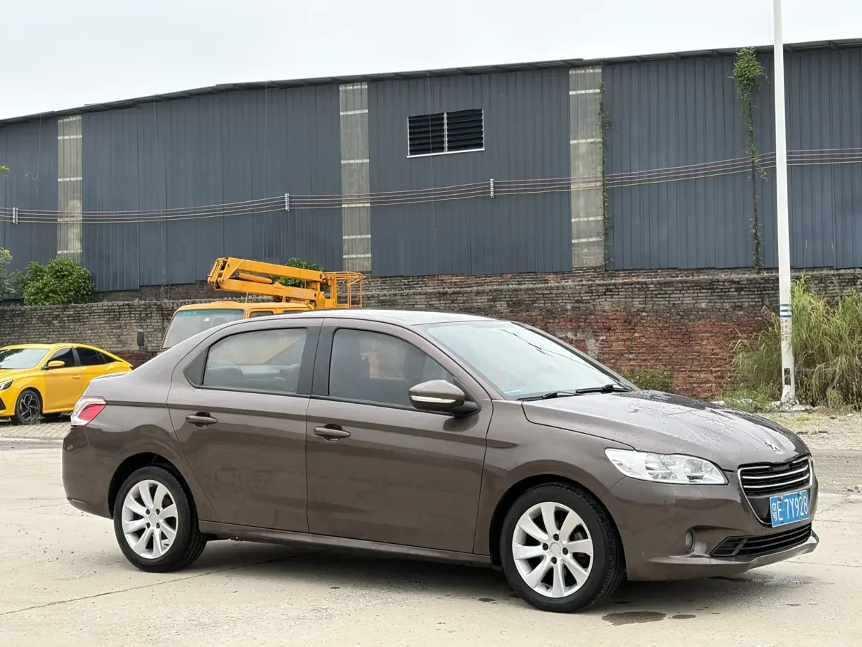 Peugeot 301