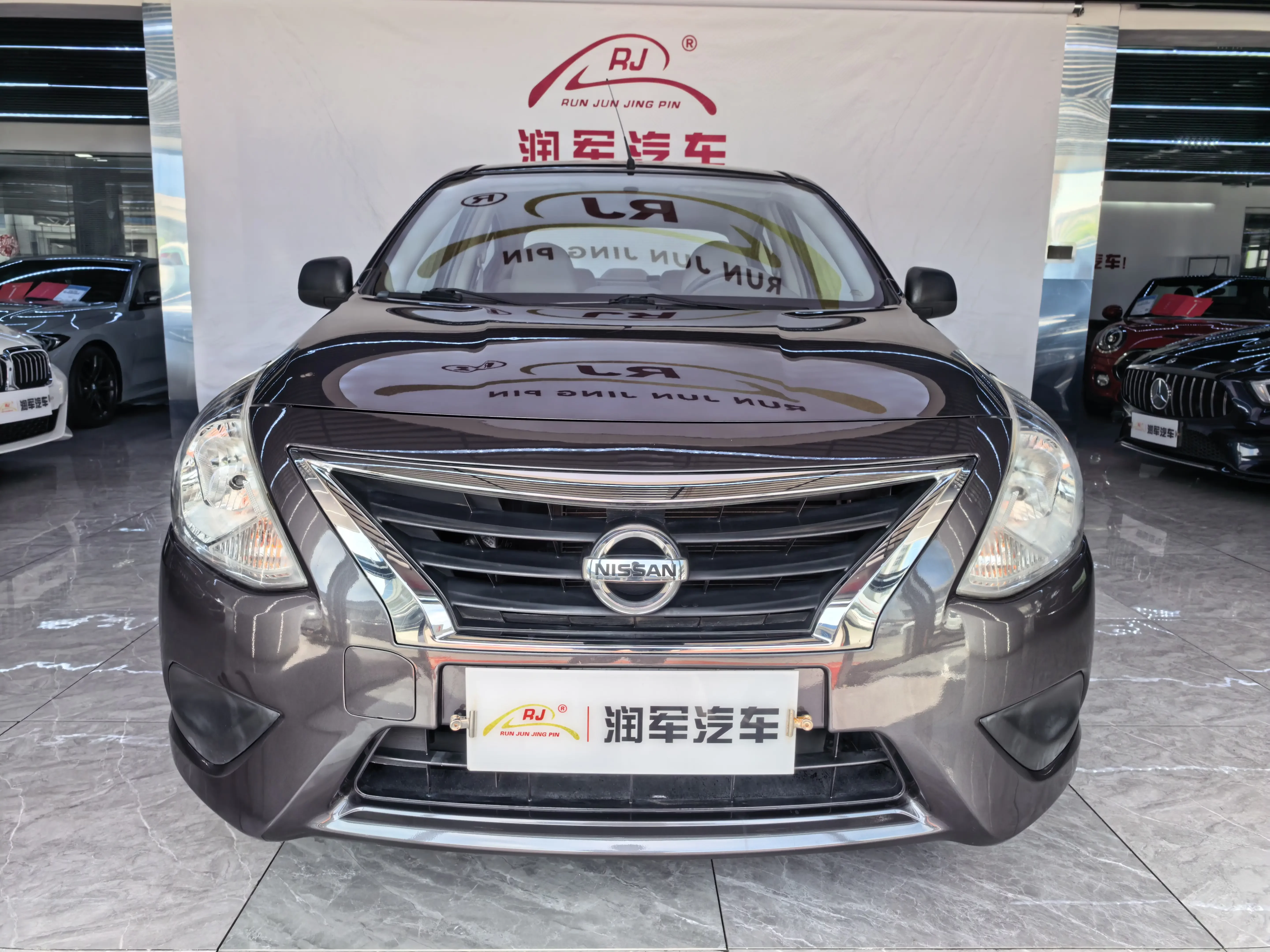 Nissan Sunlight  из Китая
