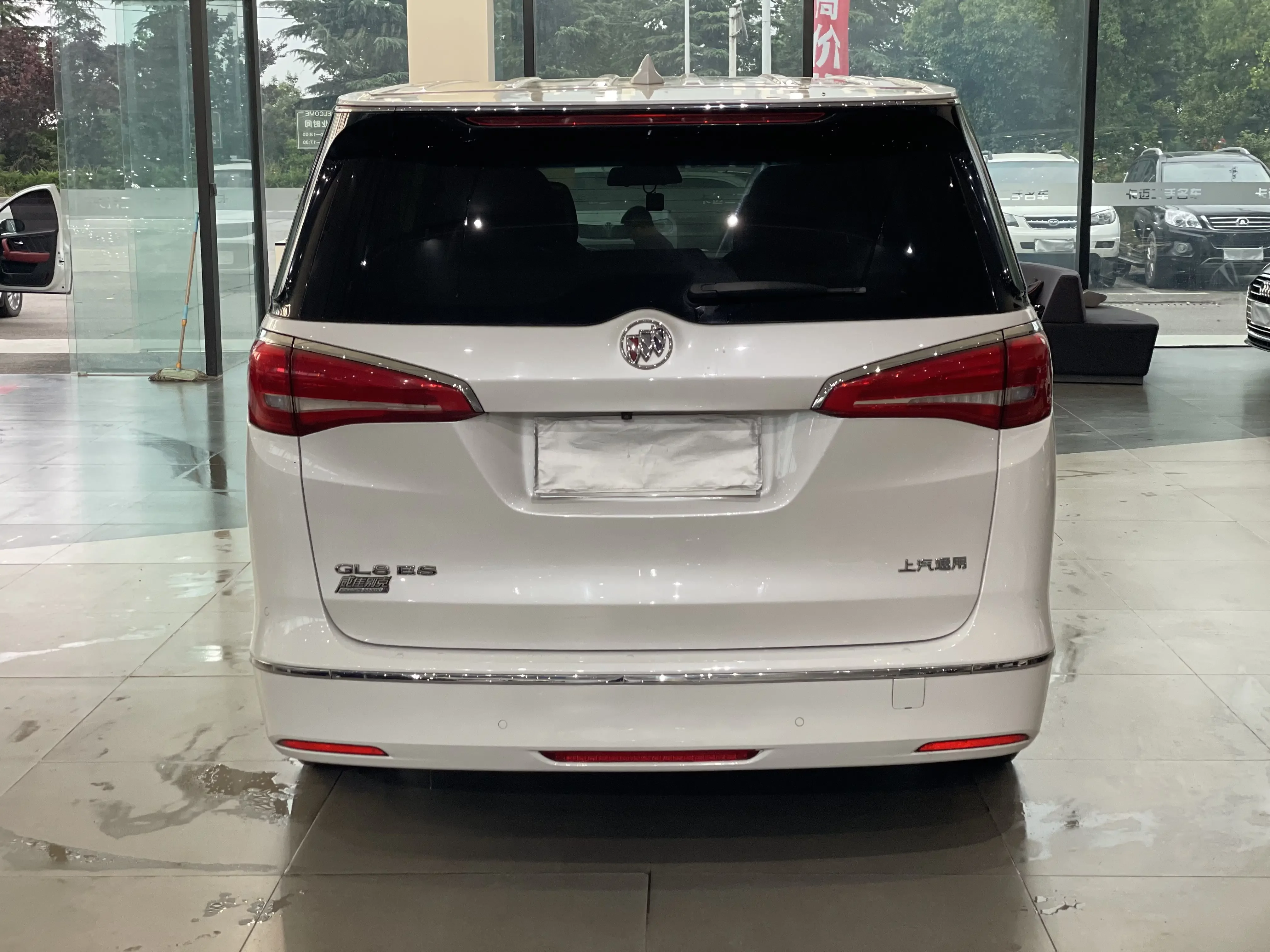 Buick GL8