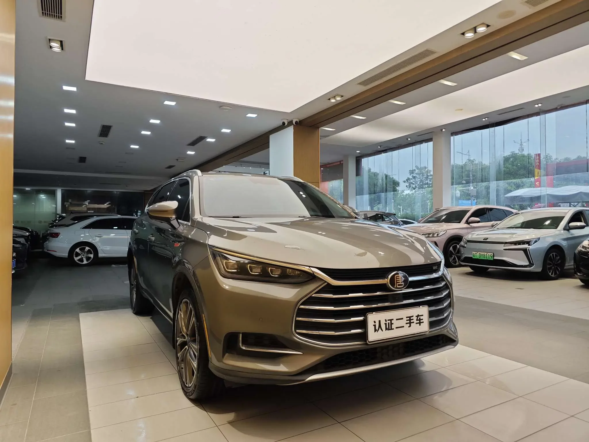 BYD Tang