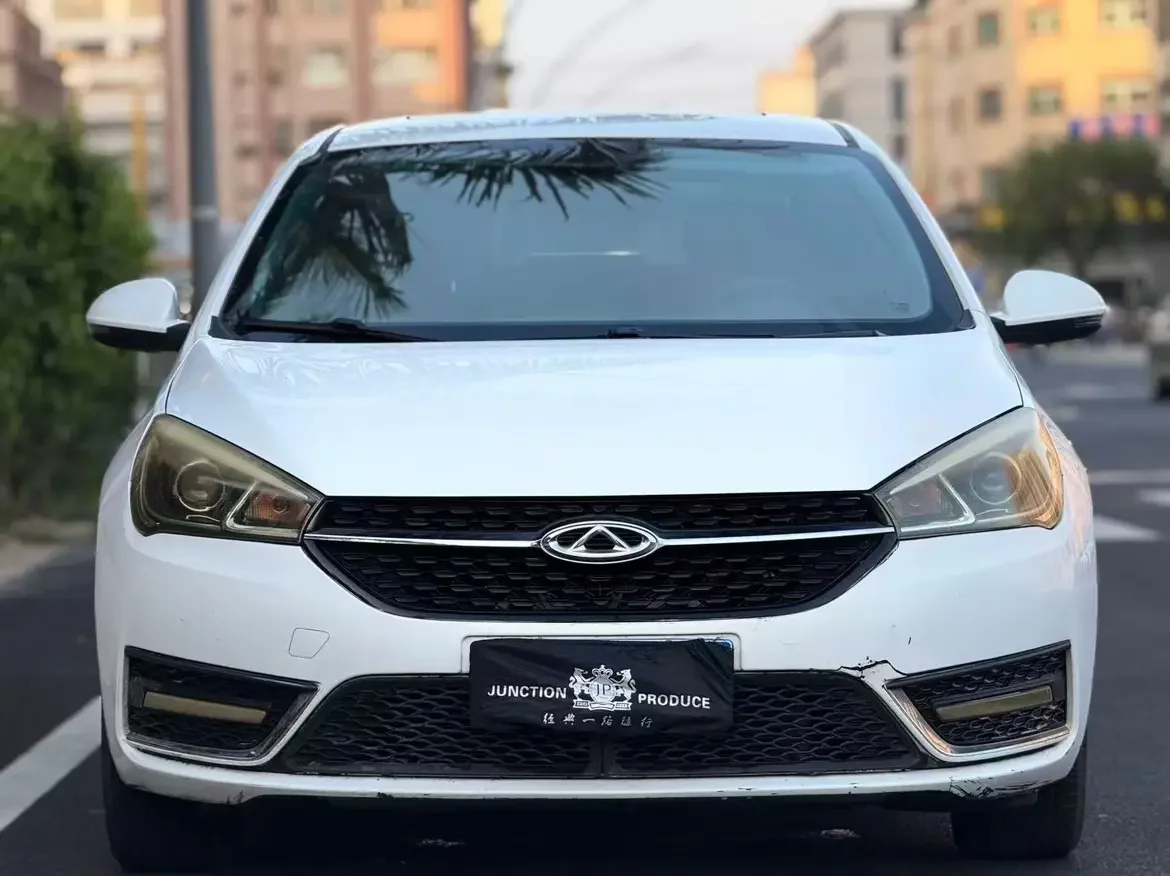 Chery Arrizo 5