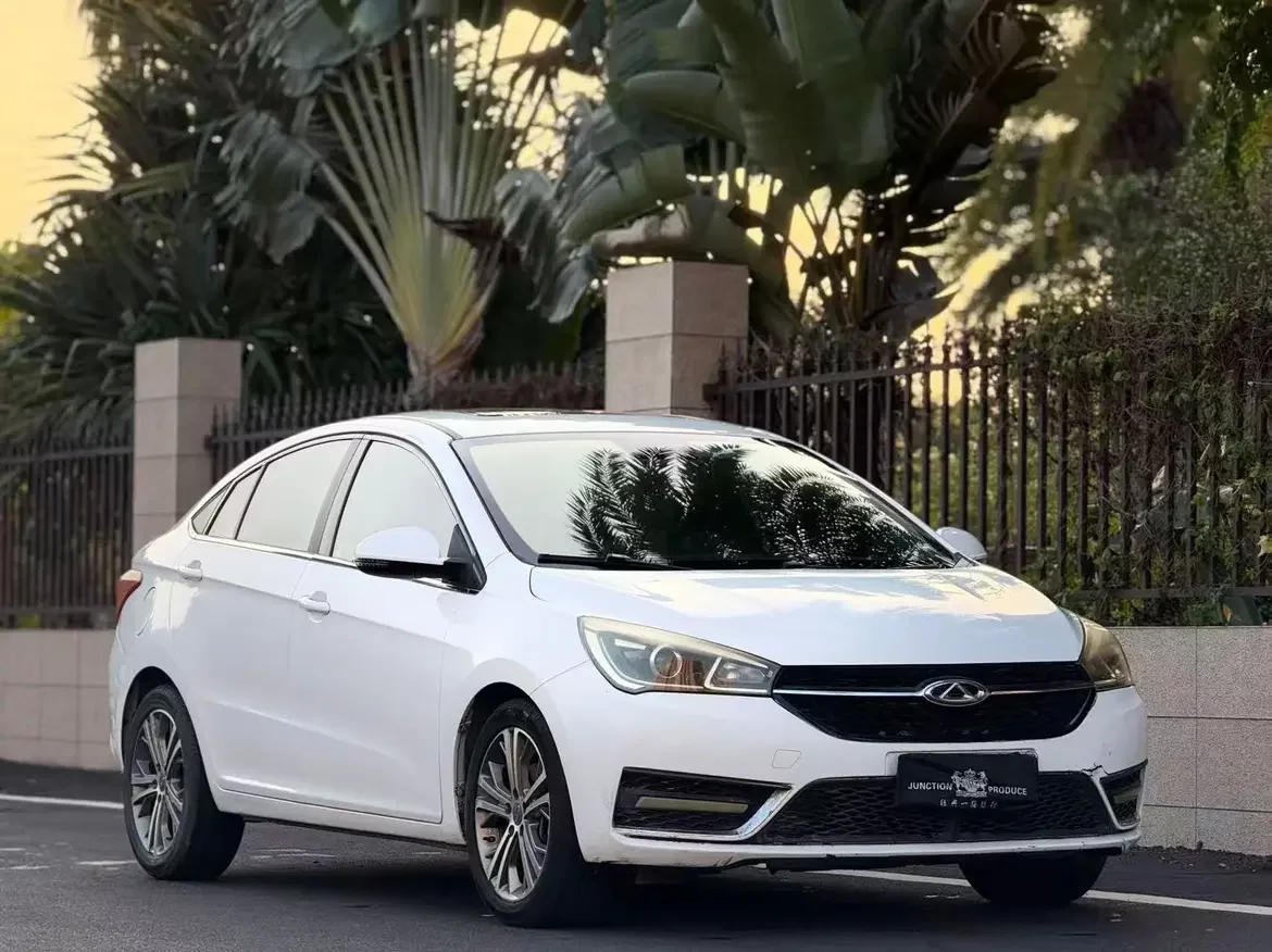 Chery Arrizo 5