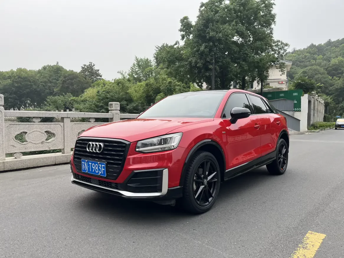 Audi Q2L