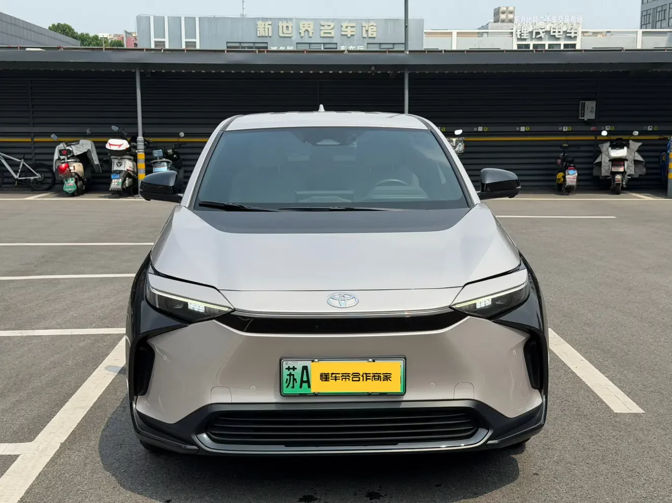 Toyota Bozhi 4X  из Китая