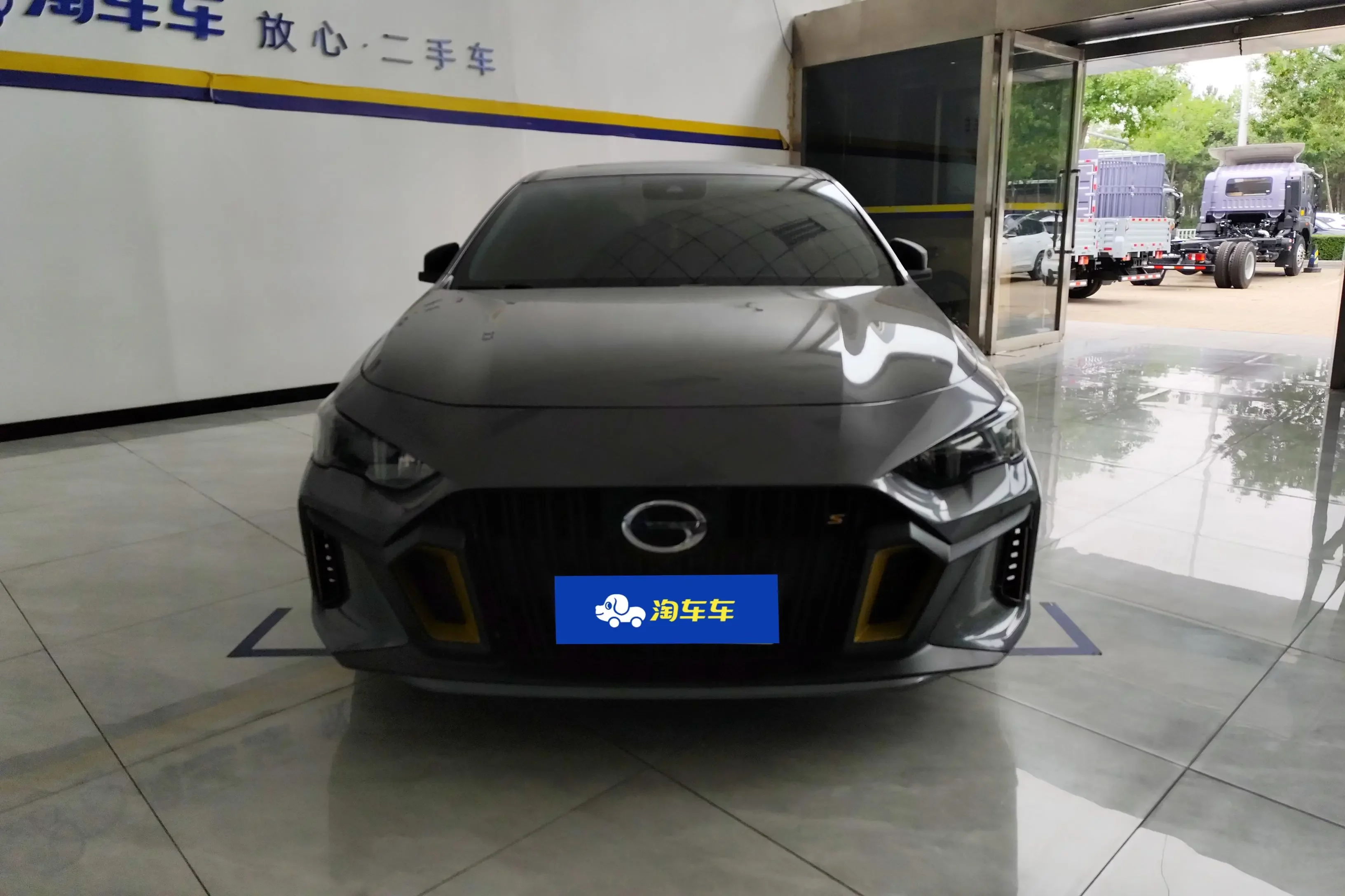 GAC Trumpchi Empow  из Китая