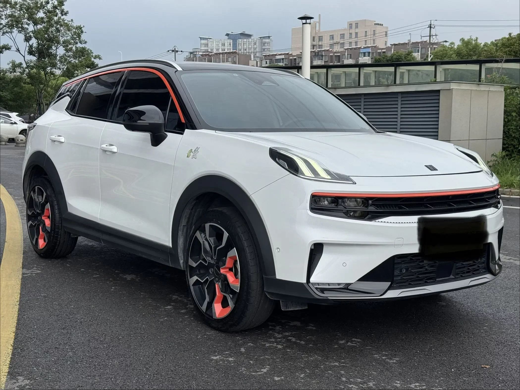 Lynk & Co 06