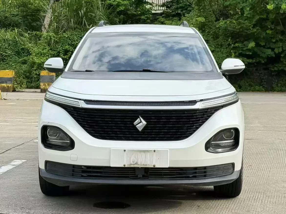 Baojun RM-5