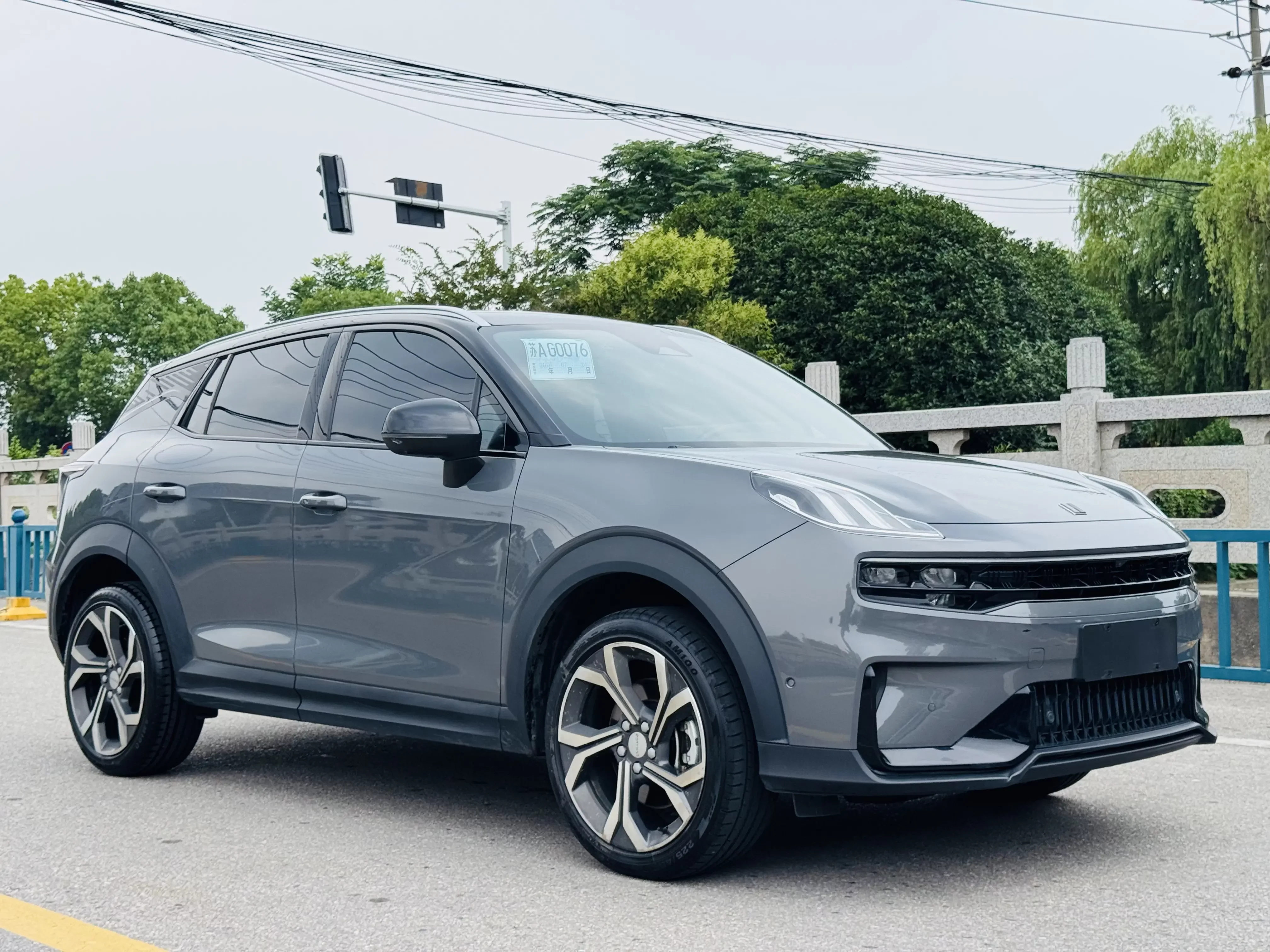 Lynk & Co 06