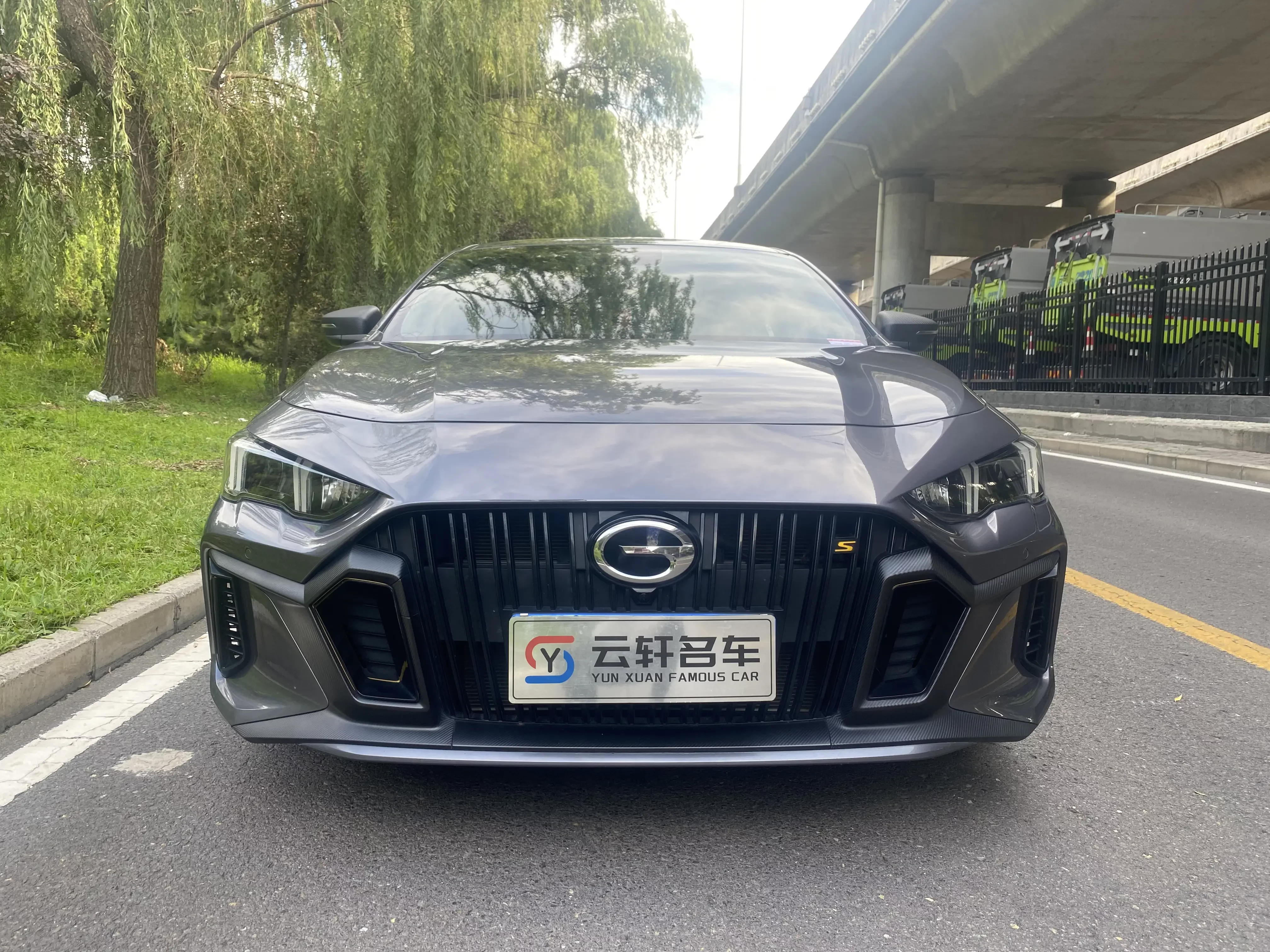 GAC Trumpchi Empow  из Китая