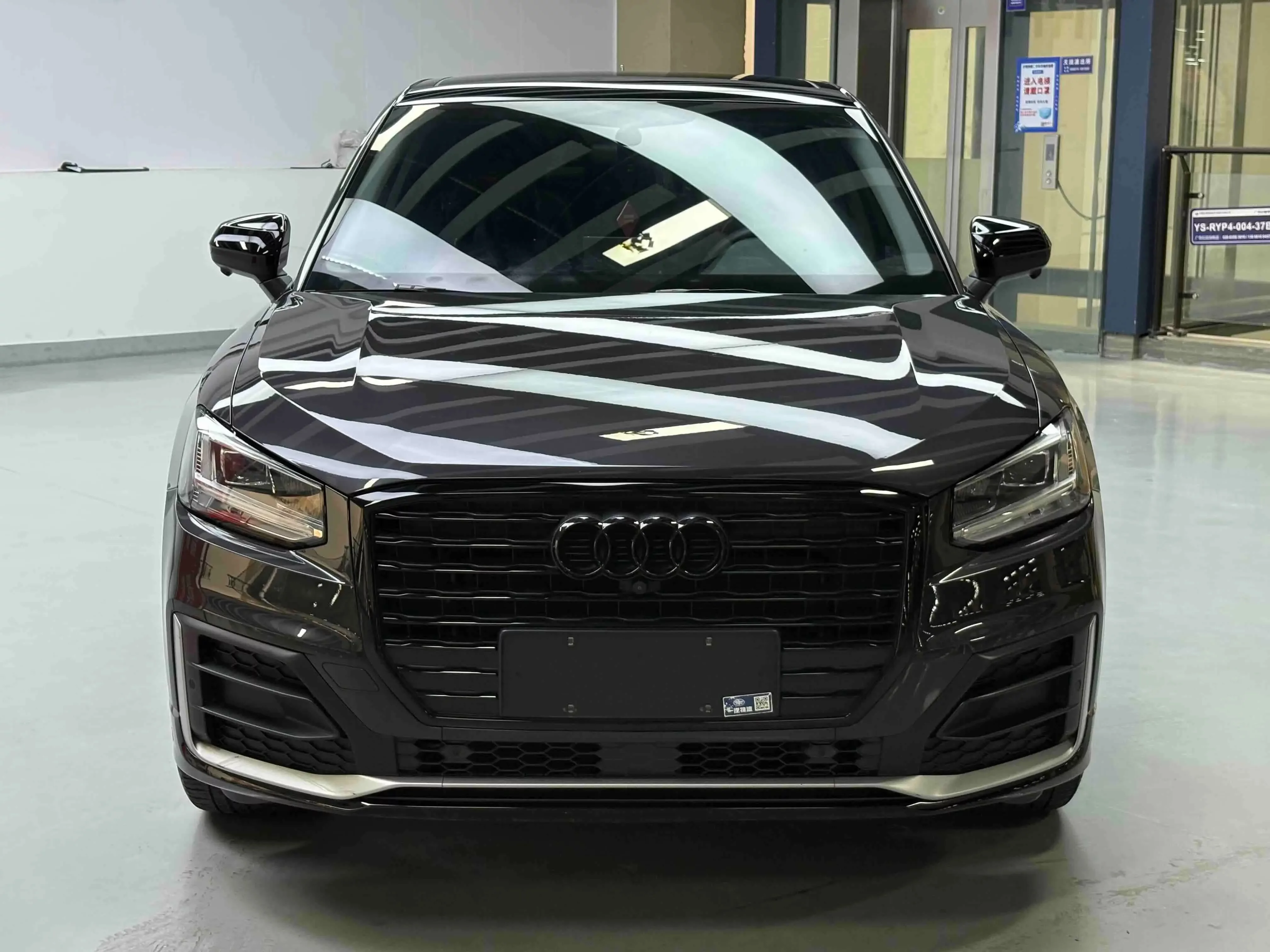 Audi Q2L