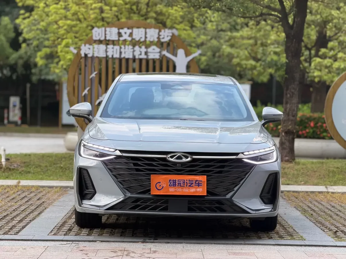 Chery Arrizo 8