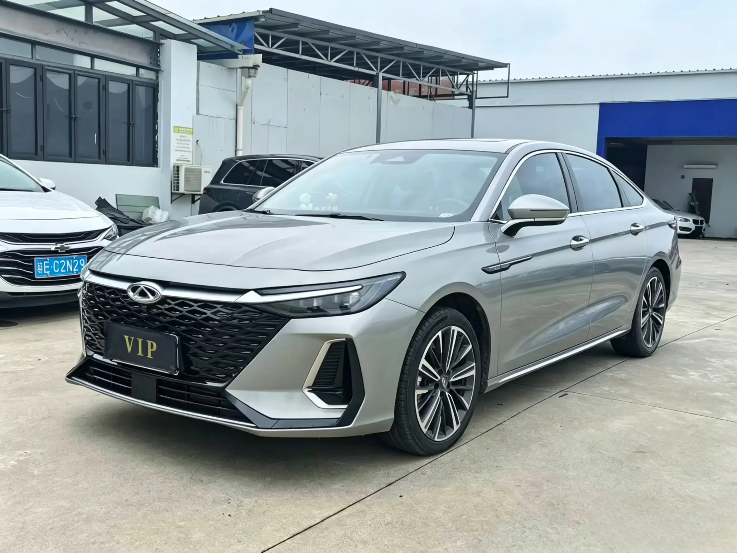 Chery Arrizo 8