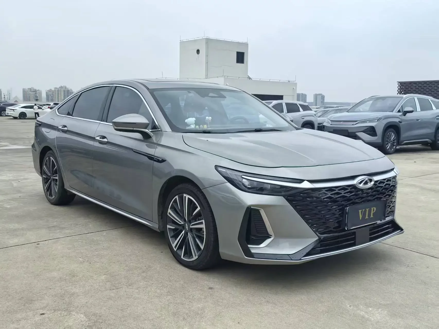 Chery Arrizo 8