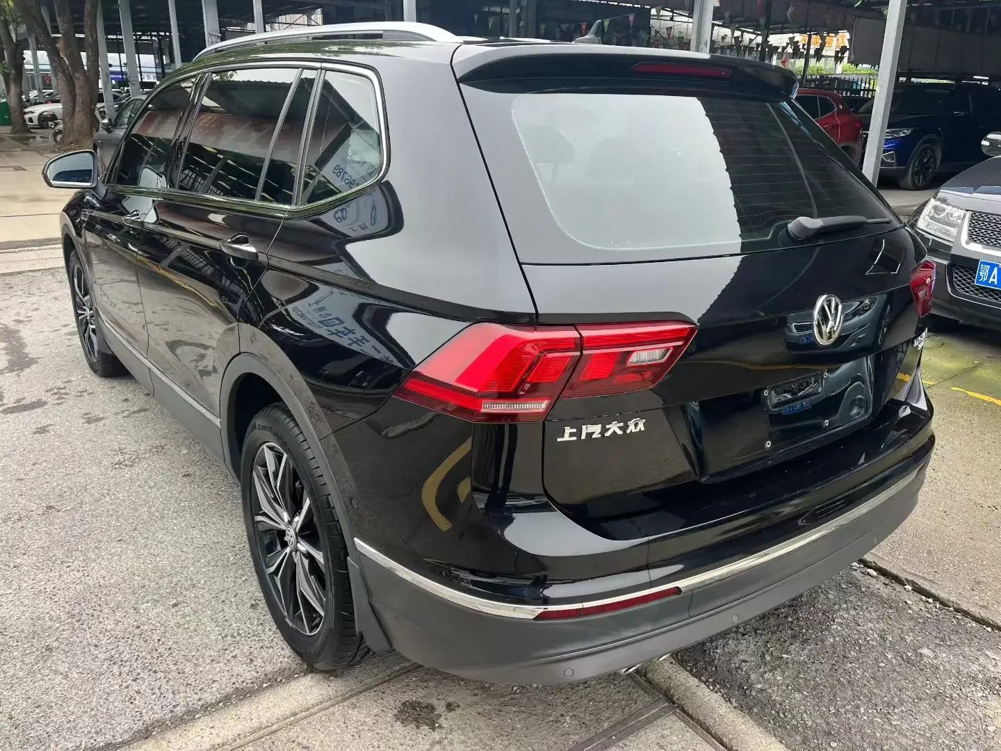 Volkswagen Tiguan L