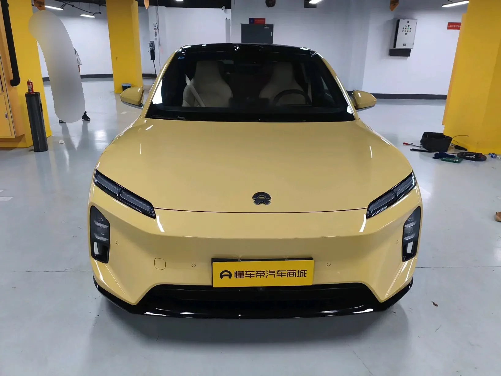 NIO ET5  из Китая