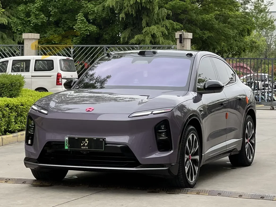 NIO EC6  из Китая