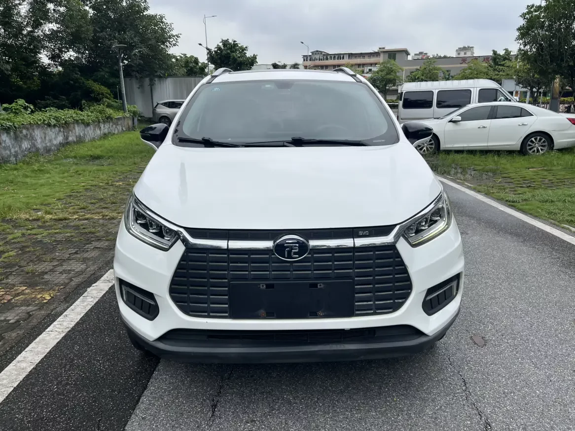 BYD Yuan EV