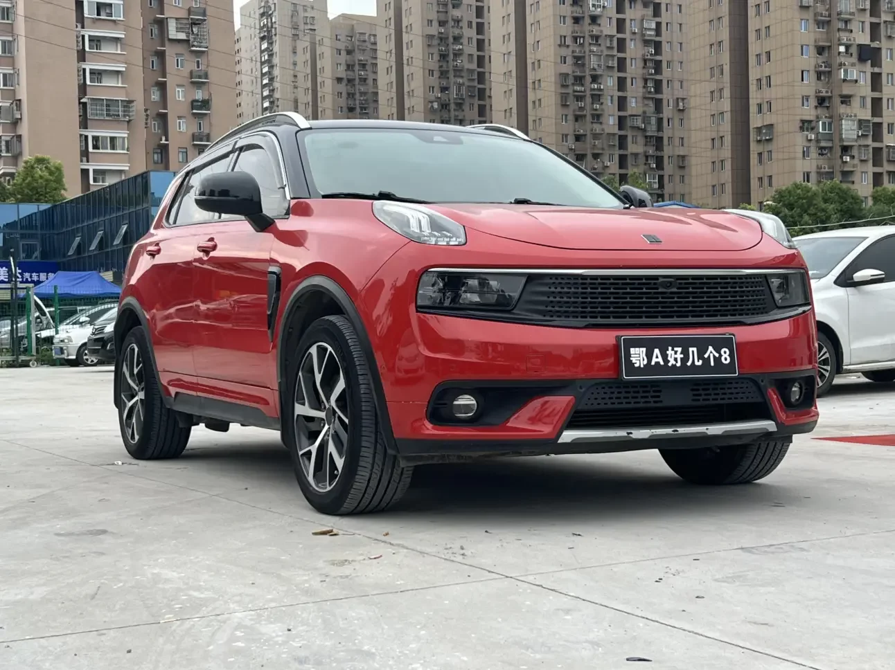Lynk & Co 01