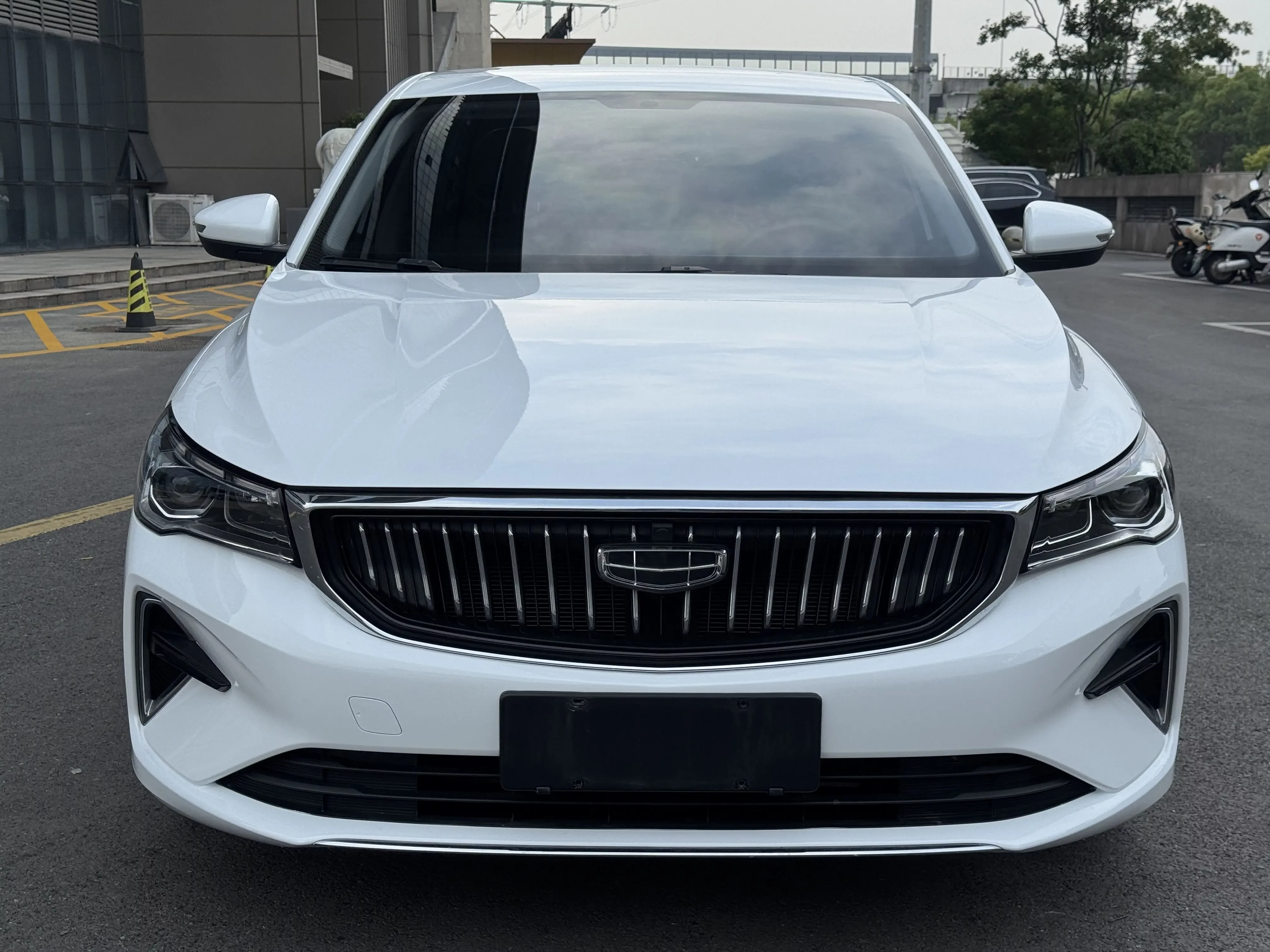 Geely emgrand
