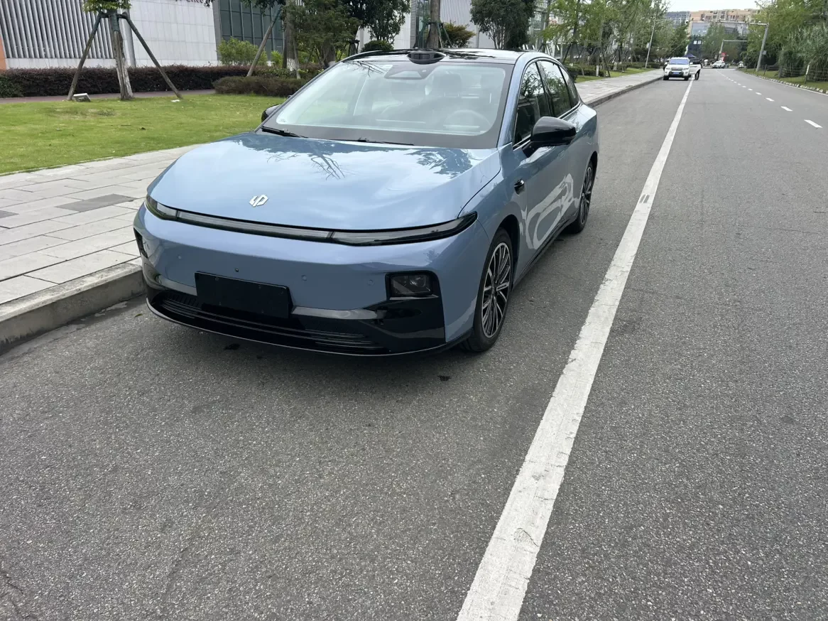 Leapmotor Leap running B01