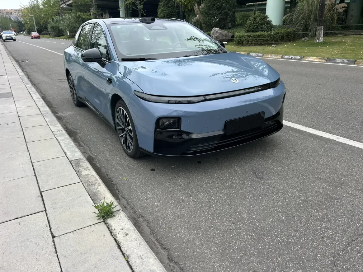 Leapmotor Leap running B01