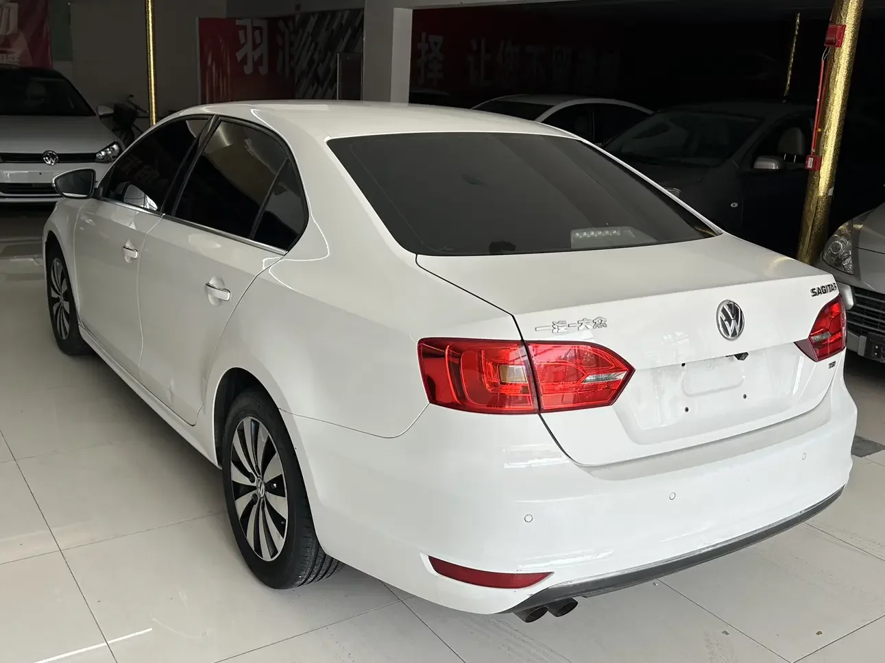 Volkswagen Sagitar